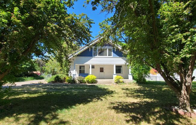 $2,200 - 4 Bed / 3 Bath Beautiful Home in Spokane Valley
