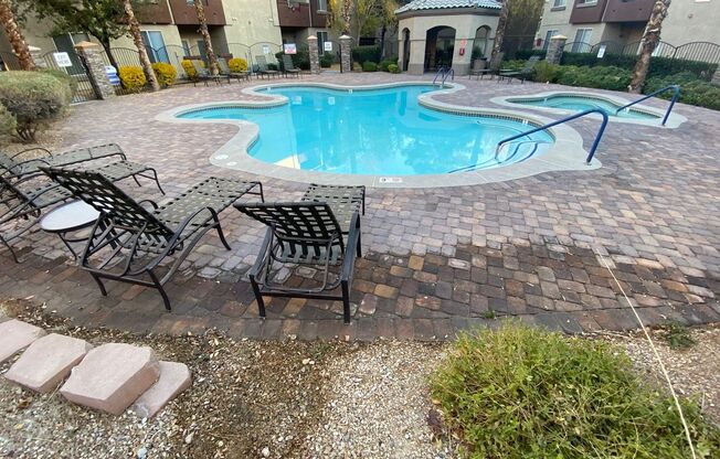 2 beds, 2 baths, $1,225, Unit # 2052