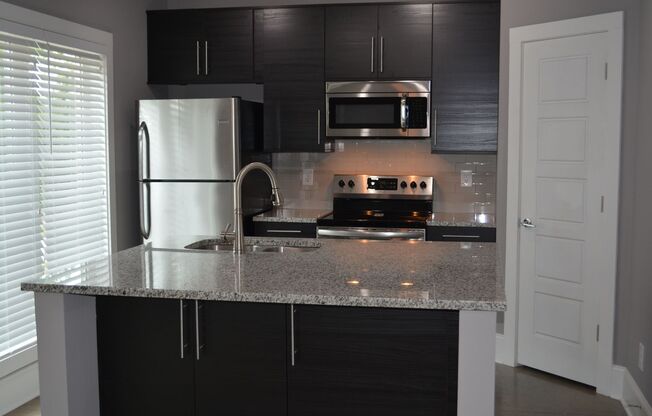 Luxury Student Living- 4BR/4BA Townhome Near UGA (Available Fall 2026)