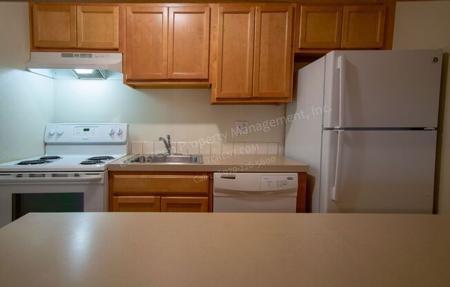 3 beds, 1.5 baths, $1,395