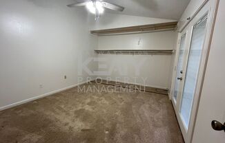 2 beds, 1.5 baths, 1,000 sqft, $825