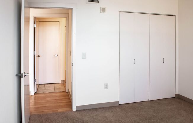 1 bed, 1 bath, 752 sqft, $1,795, Unit 1105