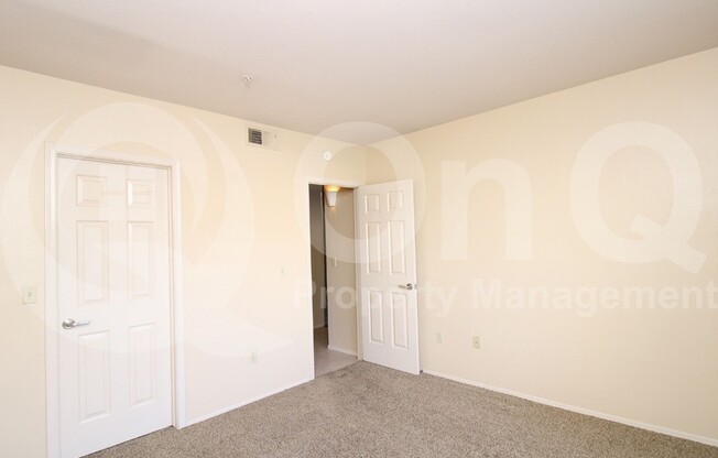2 beds, 2 baths, 1,075 sqft, $1,975, Unit 2127