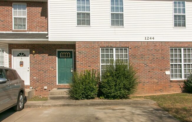 1244 Parkway Pl For Rent