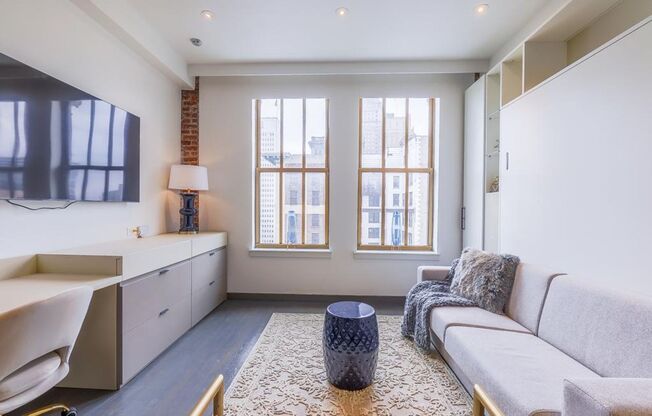 Studio, 1 bath, 325 sqft, $2,200, Unit 311