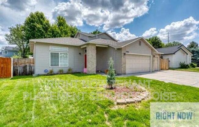 4 beds, 2 baths, 1,921 sqft, $2,300