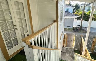 1037 12 ST N