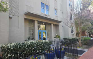 2130 N St NW, #105