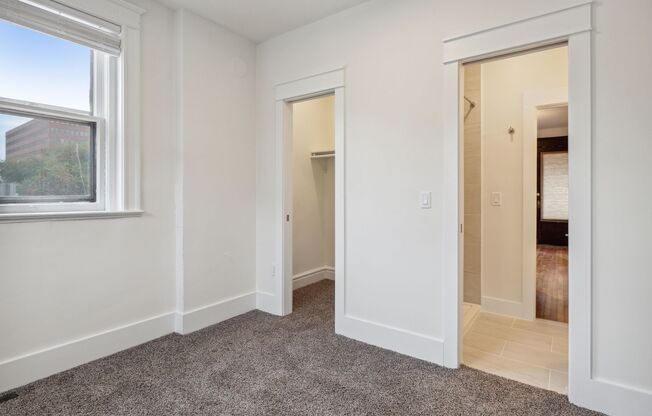 4 beds, 4 baths, 1,635 sqft, $4,995, Unit 1005 W. 14th Ave.