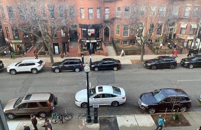 302 NEWBURY ST