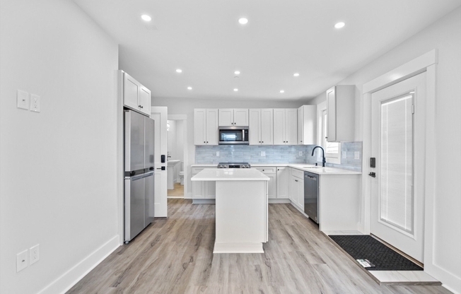 6 GARFIELD AVE