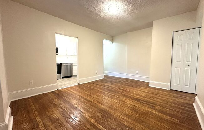 1 bed, 1 bath, 550 sqft, $1,115, Unit Apt 203