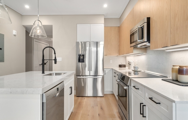 1 bed, 1 bath, 597 sqft, $2,650, Unit 416