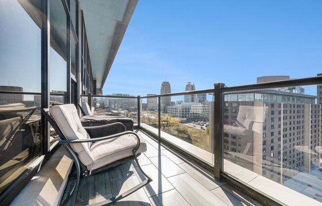 2 beds, 2 baths, $2,995, Unit # PENTHOUSE 3