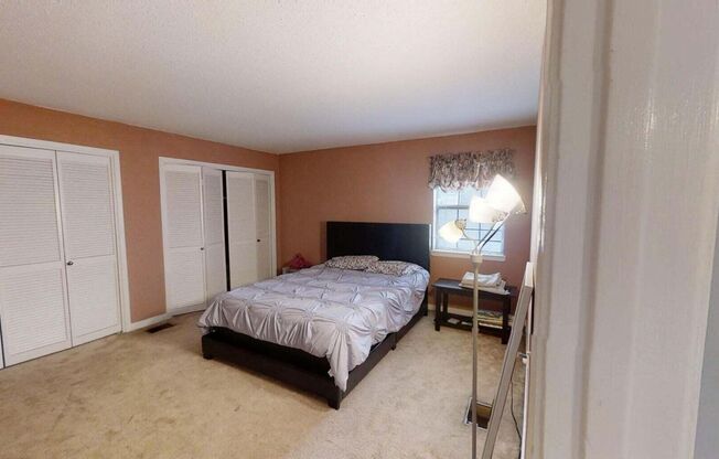 3 beds, 2 baths, $2,000