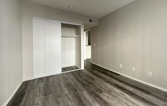 1 bed, 1 bath, 700 sqft, $1,795, Unit 18