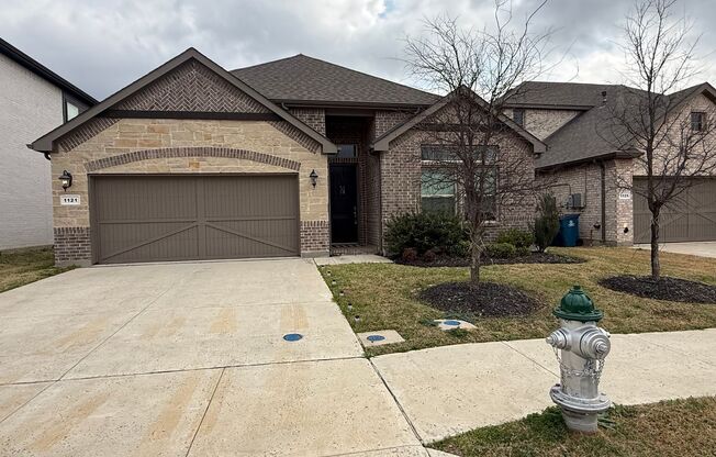 1121 Knightsbridge Road