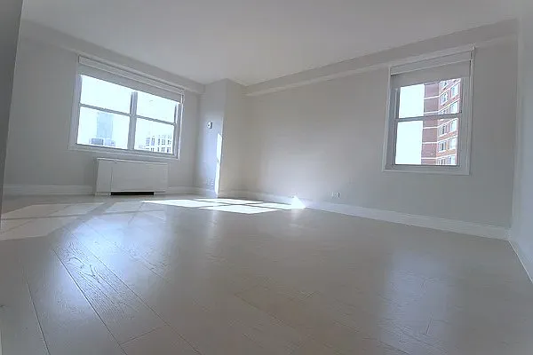 Studio, 1 bath, $9,995, Unit 25D