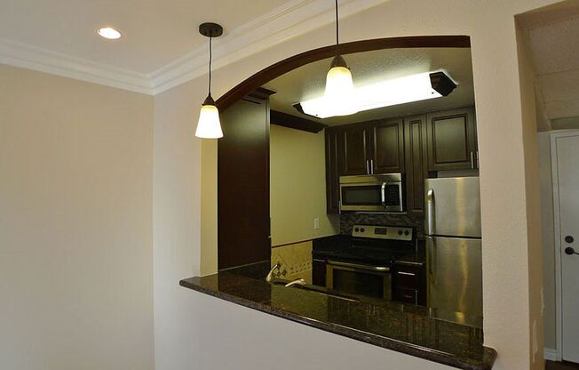 1 bed, 1 bath, 650 sqft, $2,095, Unit 212