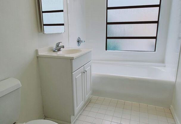 Studio, 1 bath, $2,250, Unit 03