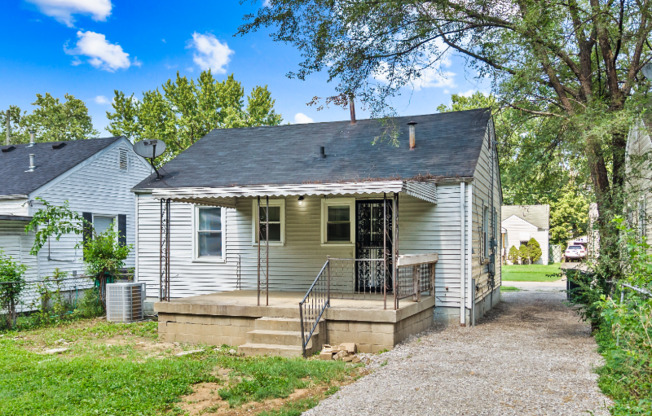 1620 PHYLLIS AVE