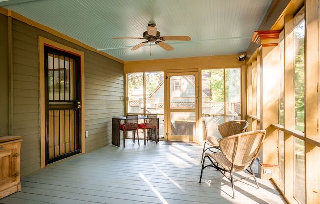 3 beds, 2 baths, $3,500