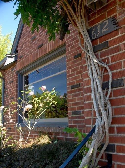 Vintage Union Hill Neighborhood Home walking distance to PSNS!