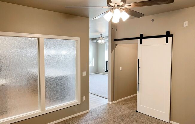 Studio, 1 bath, 858 sqft, $1,195, Unit Bldg 5 Apt 5318