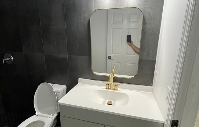 2 beds, 1 bath, 720 sqft, $1,250, Unit 102