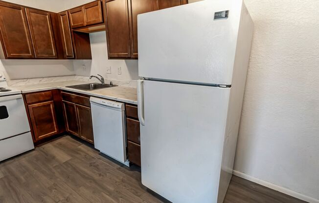 2 beds, 1 bath, 785 sqft, $1,100, Unit A-12