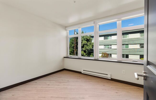 2 beds, 2 baths, 886 sqft, $3,295, Unit 101