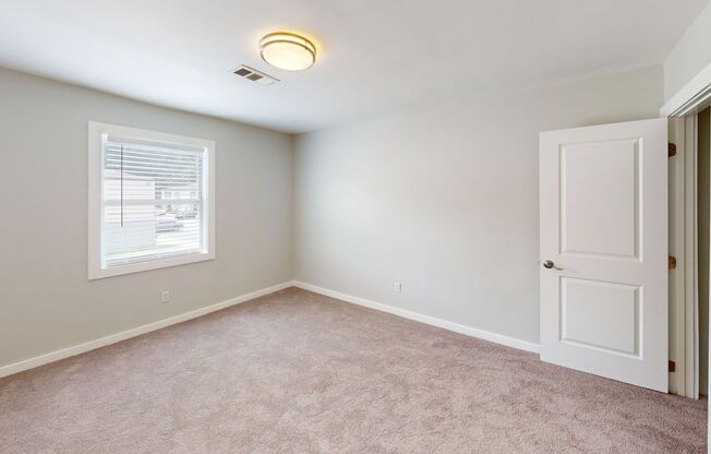 3 beds, 2.5 baths, 1,600 sqft, $1,550, Unit F6