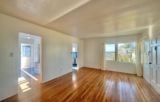 2 beds, 1 bath, $3,495