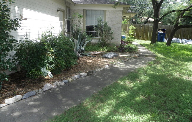 4402 Limewood