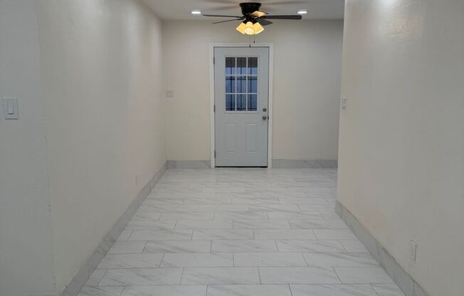 1406 - 08 Oakdale