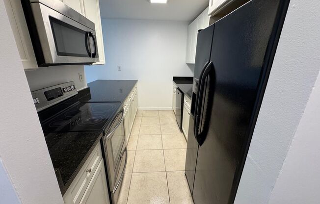 2 beds, 2 baths, $1,900, Unit # B 301