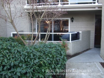 2 beds, 2 baths, 1,050 sqft, $2,300