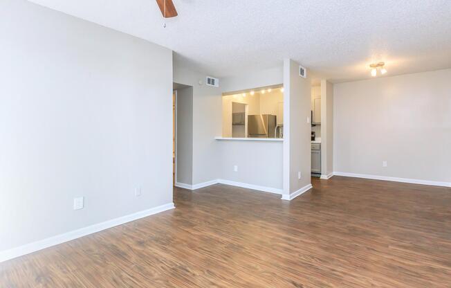 2 beds, 2 baths, 874 sqft, $1,449