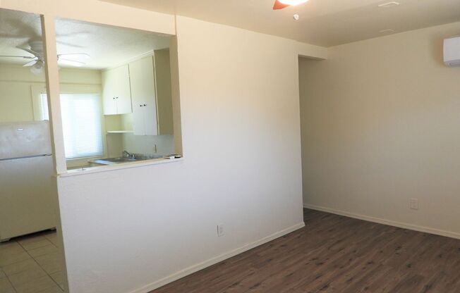 102 &amp; 104 E. Delano Street