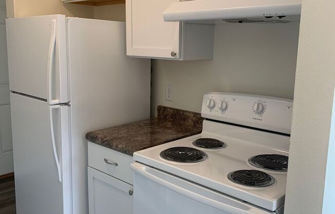 1 bed, 1 bath, $850, Unit 210