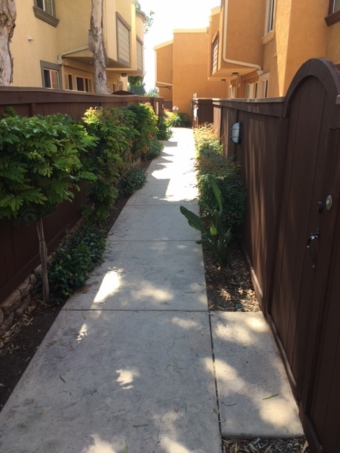 2 beds, 2 baths, $2,650, Unit Unit 284