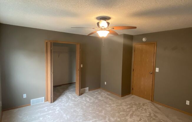 3 beds, 2 baths, $1,750