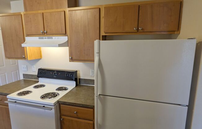 3 beds, 2 baths, 1,180 sqft, $1,625, Unit C104