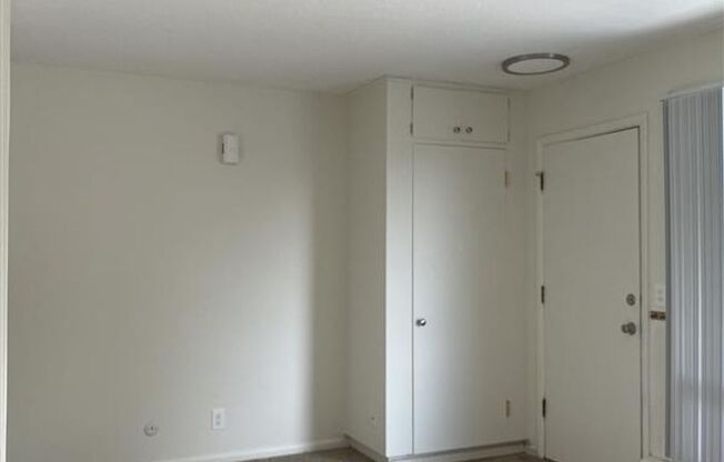 Contemporary 1 - & 2-bedroom apartment homes with lush greenery views!