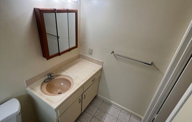 1 bed, 1 bath, $1,650, Unit #2