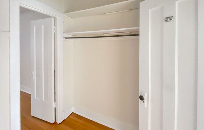 1 bed, 1 bath, 460 sqft, $1,895, Unit 1944-2M