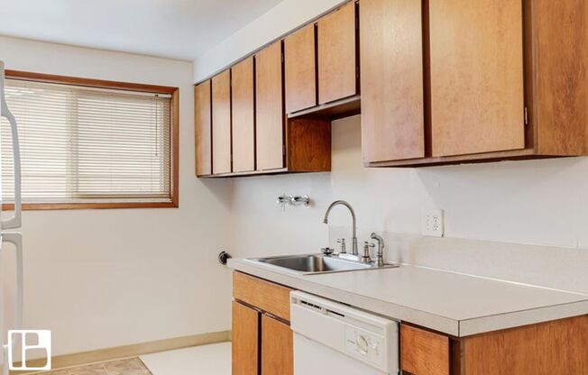 2 beds, 1.5 baths, 1,100 sqft, $1,750, Unit 45