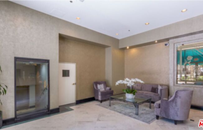 2 beds, 2 baths, 1,088 sqft, $6,200, Unit 1809