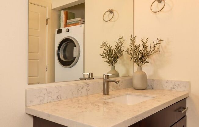 1 bed, 1 bath, 650 sqft, $2,060, Unit 103