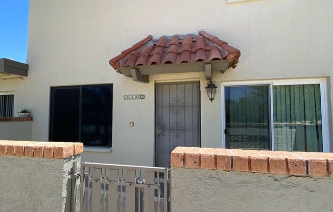 Charming townhome in Fountain Hills!!